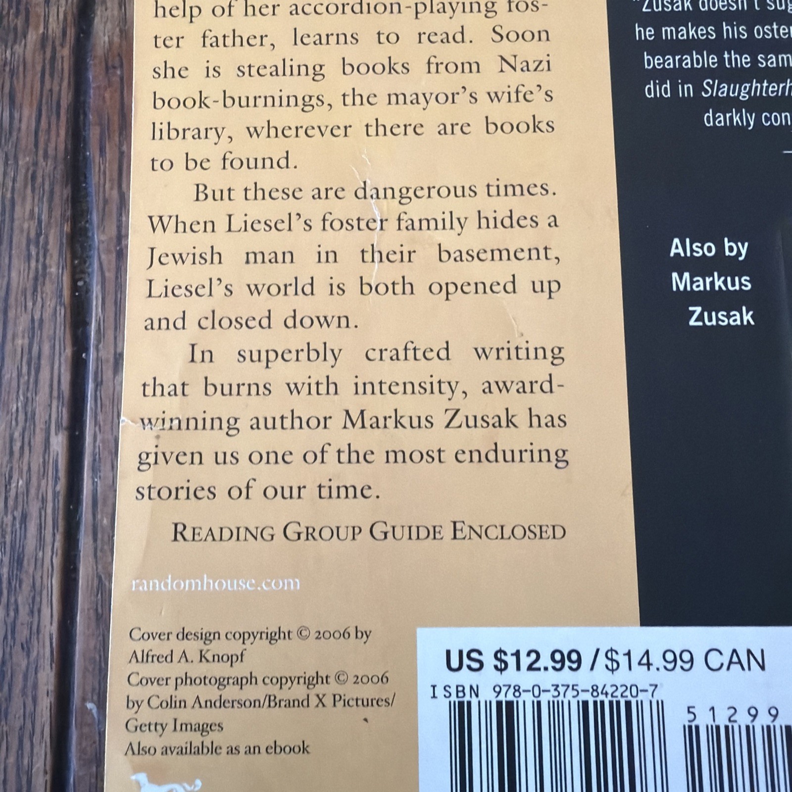 The Book Thief by Zusak, Markus Trade Paperback