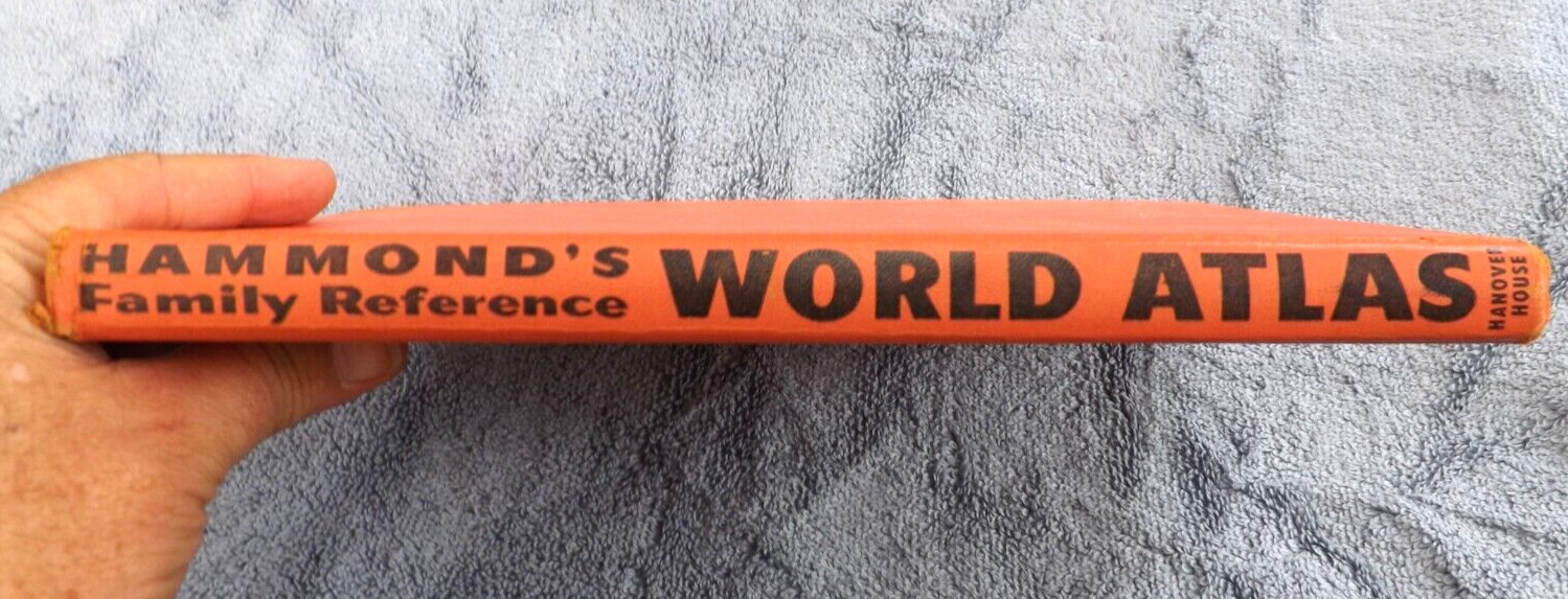 1961 HAMMOND’S FAMILY REFERENCE WORLD ATLAS HB 256 PAGES MAPS