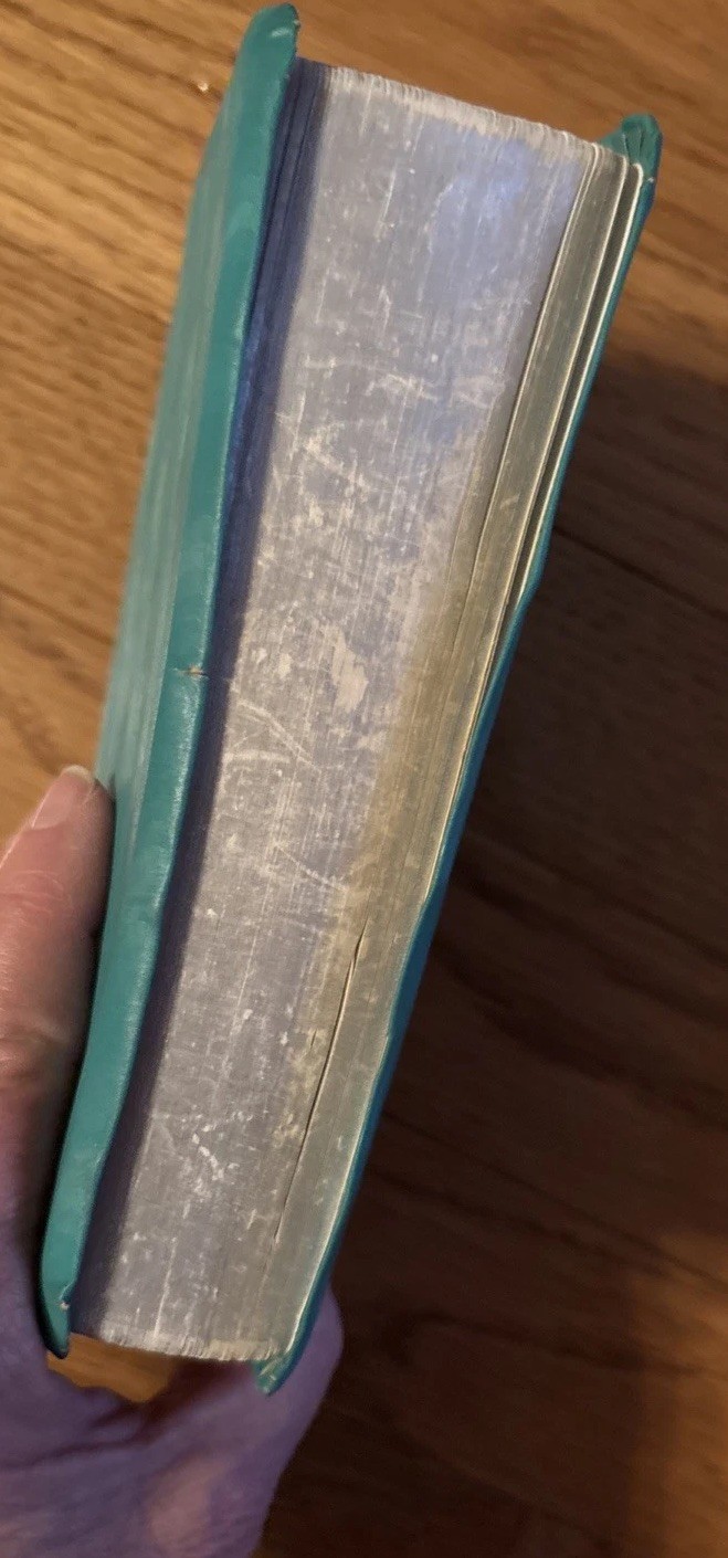 The Holy Bible: New Century Version 2003 4“ X 6 1/2“ Aqua Color ￼