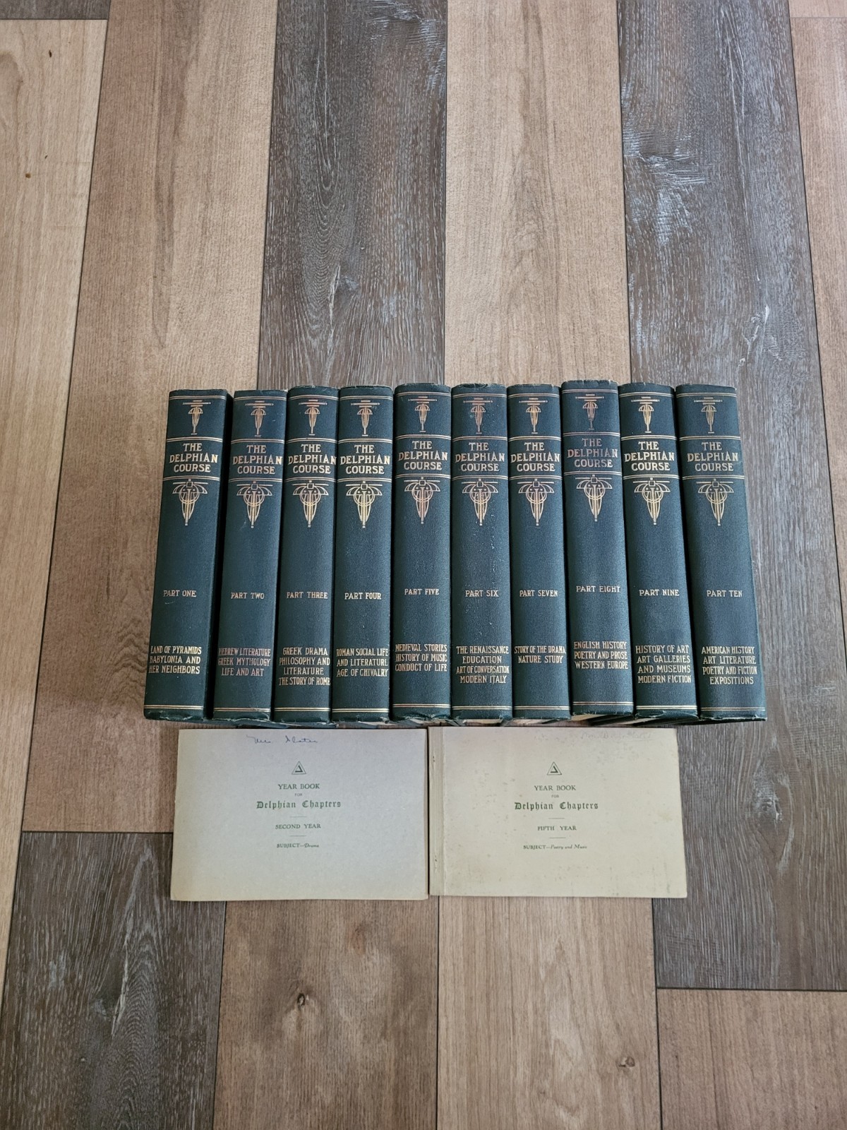 THE DELPHIAN COURSE 1922, 10 Volume Set Plus 2 Yearbooks In Good Condition