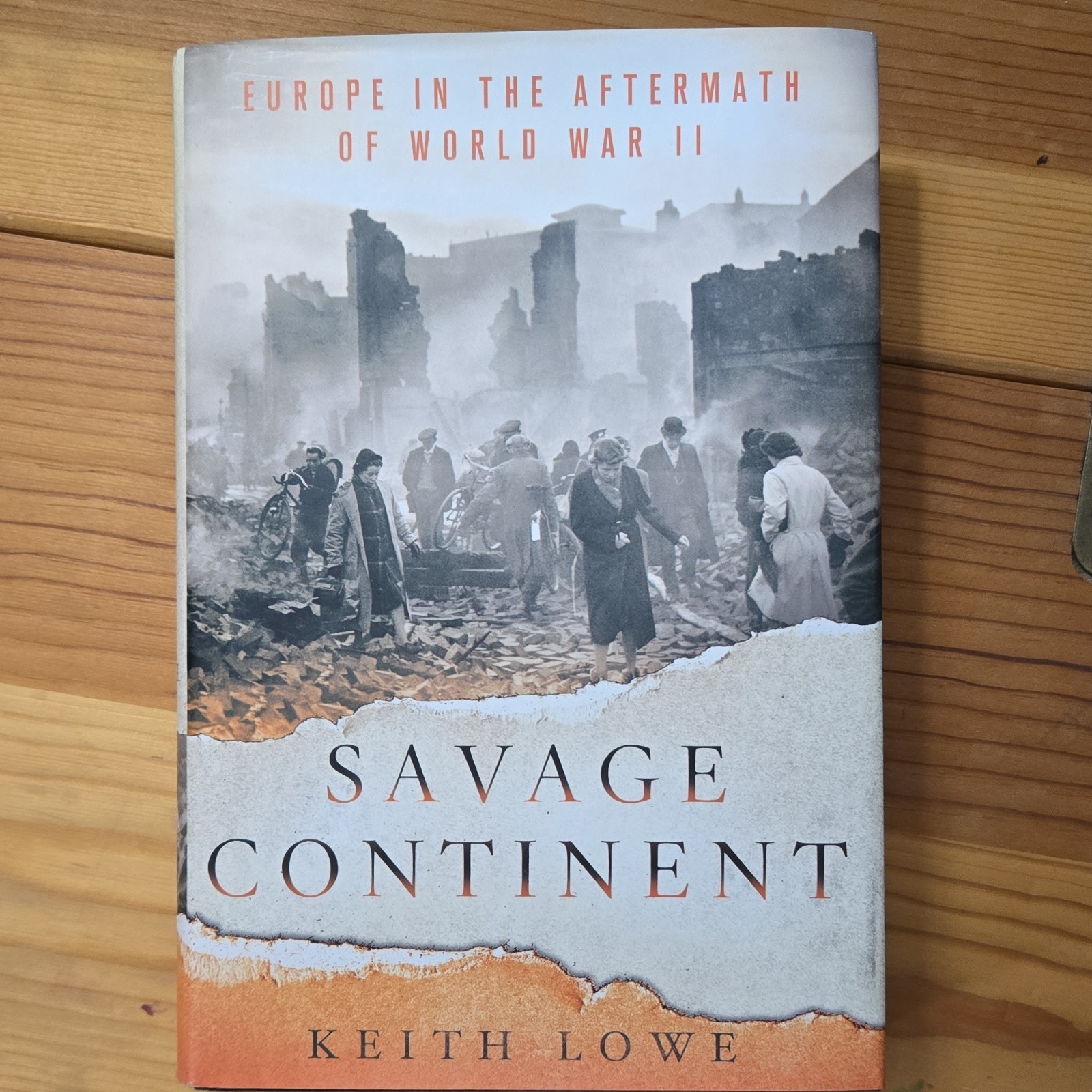 St. Martin’s Press Savage Continent by Keith Lowe Hardcover History Europe