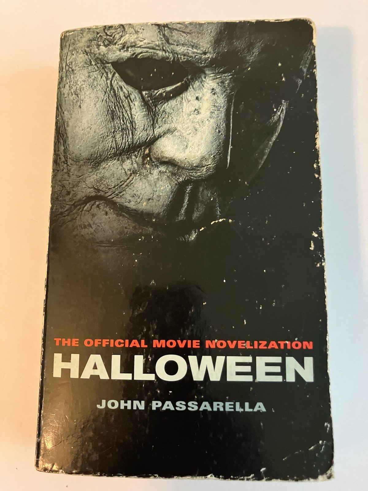 HALLOWEEN JOHN PASSARELLA PB 1ST TITAN 2018 OFFICIAL HORROR MOVIE NOVELIZATION
