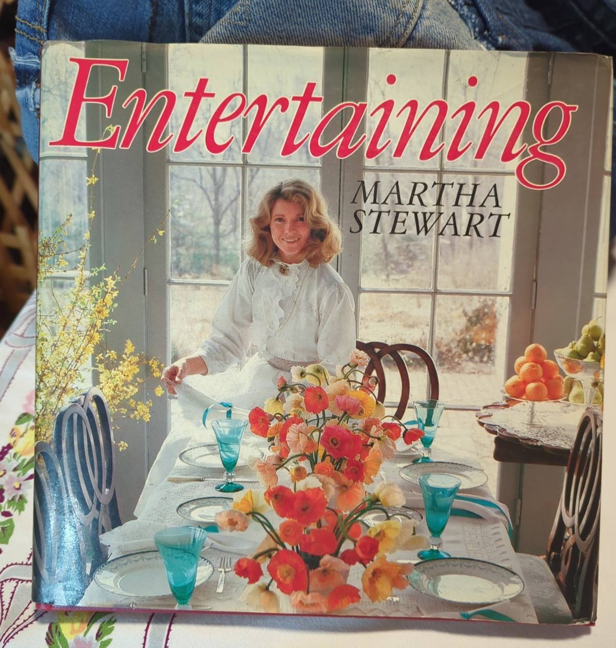Entertaining by Martha Stewart 1982 With Dust Cover (As Found)