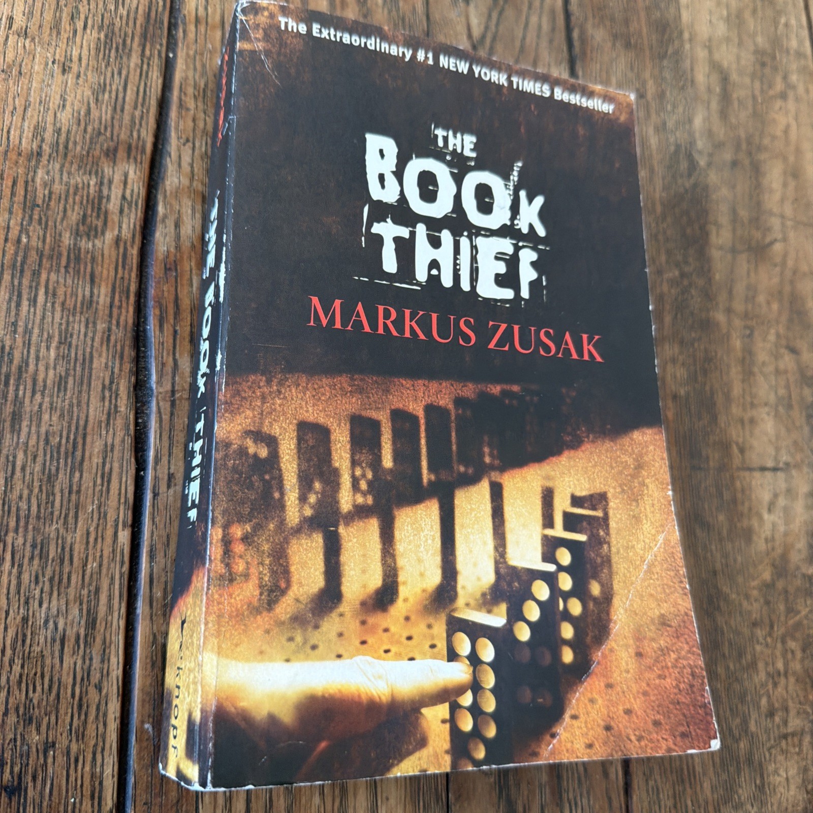 The Book Thief by Zusak, Markus Trade Paperback