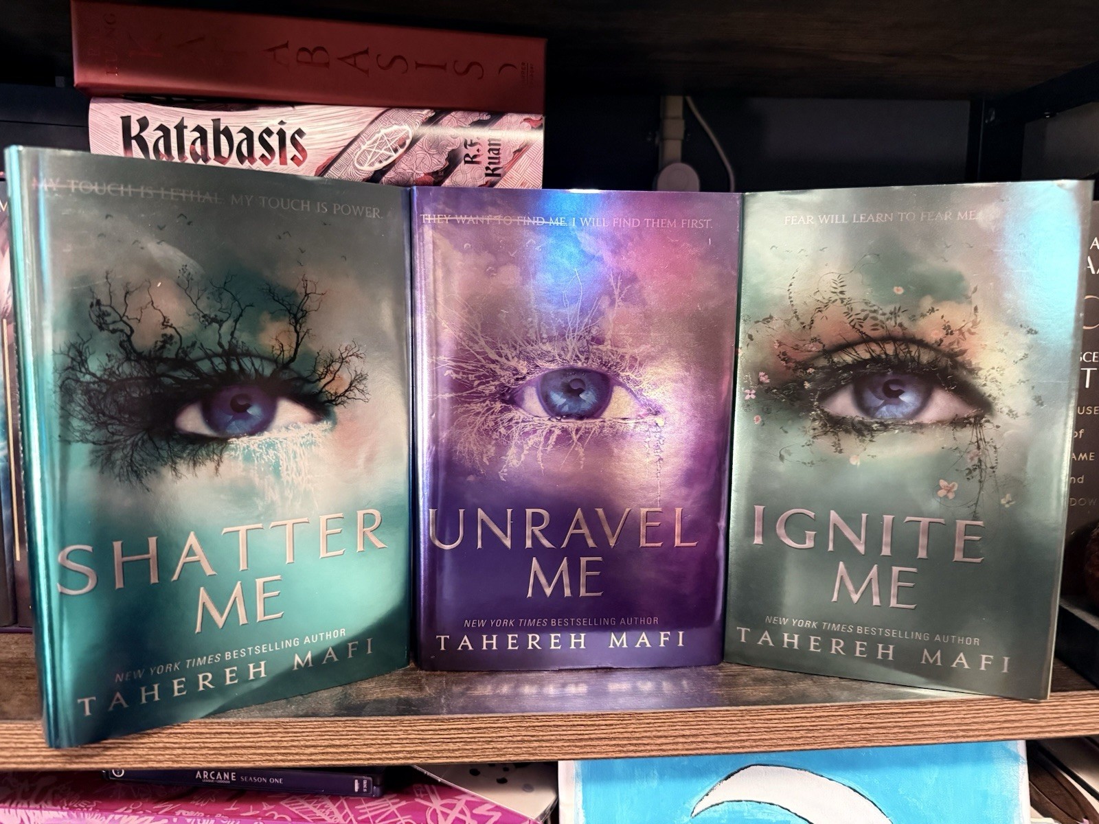 Shatter Me Tahereh Mafi Fairyloot Special Edition 1-3