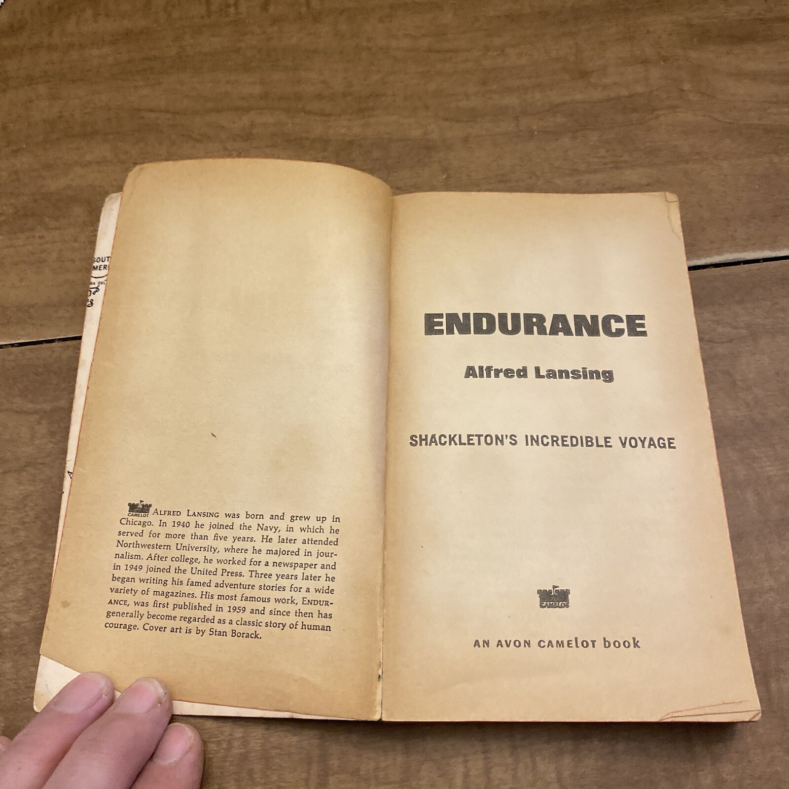 Endurance By Alfred Lansing PB 1967 Avon Camelot