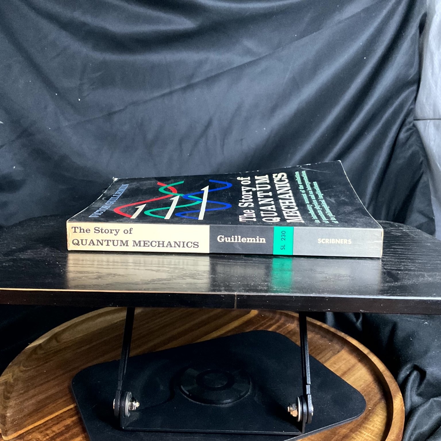 The Story of Quantum Mechanics Victor Guillemin 1968 Physics Illustrated