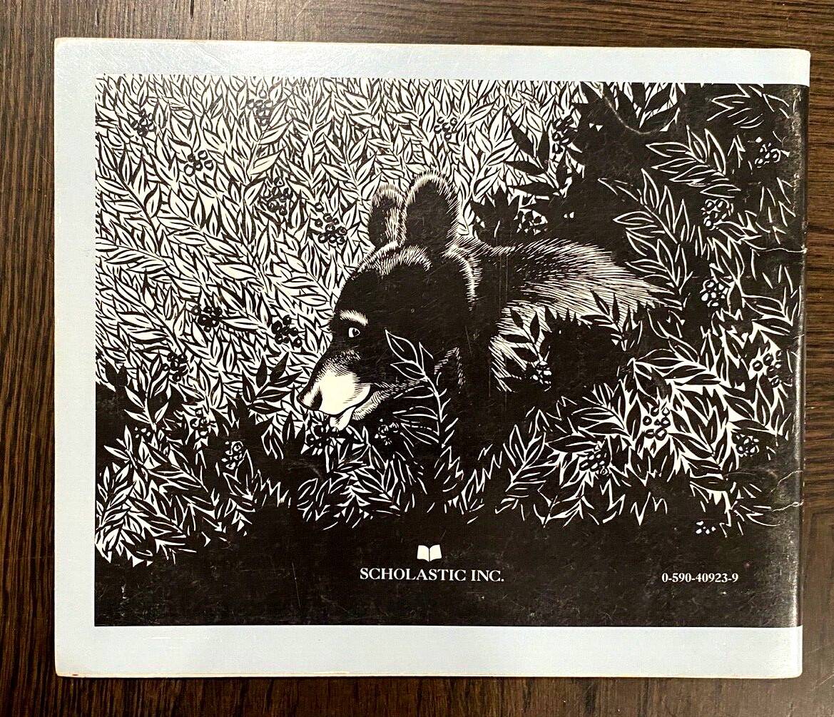 VINTAGE: Blueberries for Sal by Robert McCloskey1987 Printing PB