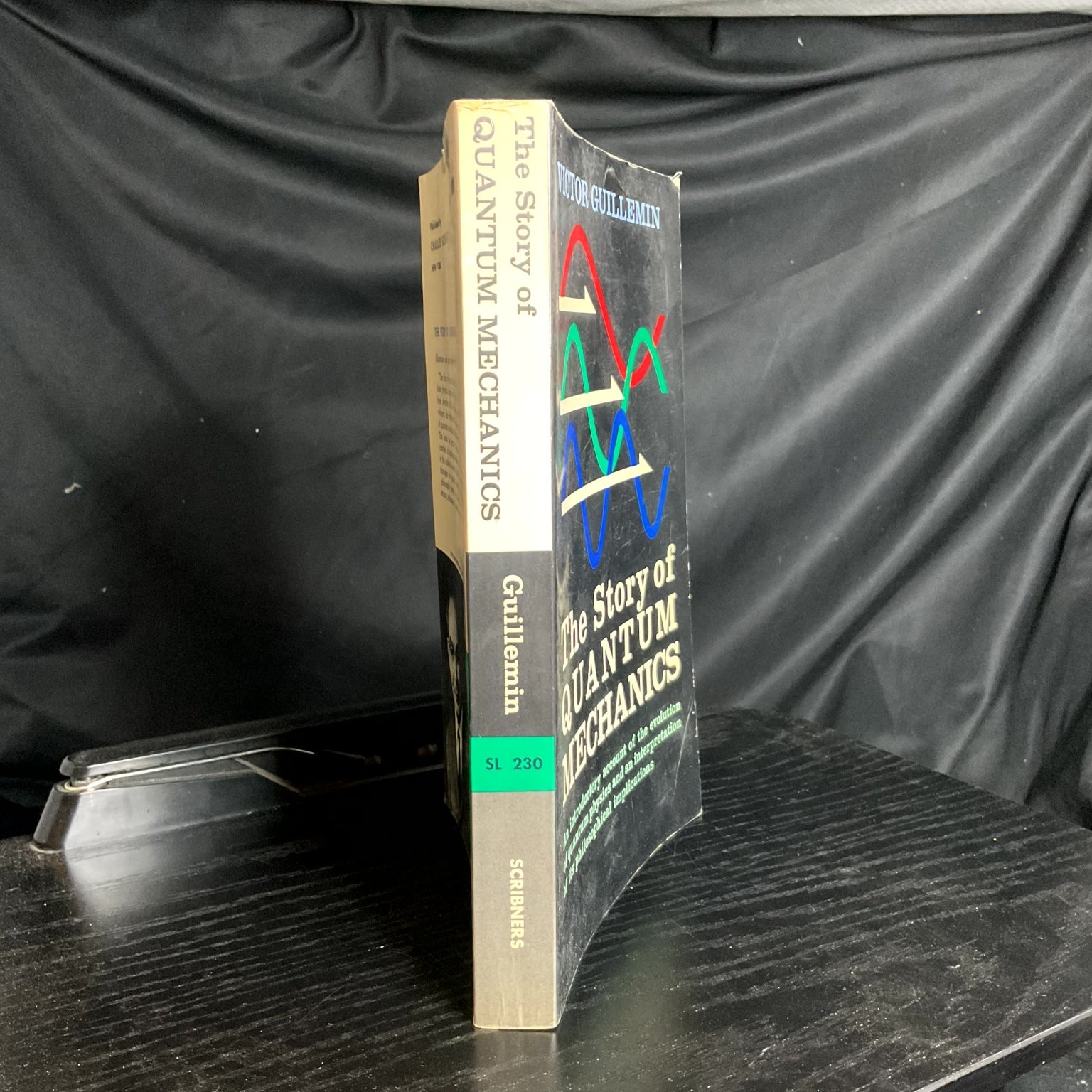 The Story of Quantum Mechanics Victor Guillemin 1968 Physics Illustrated