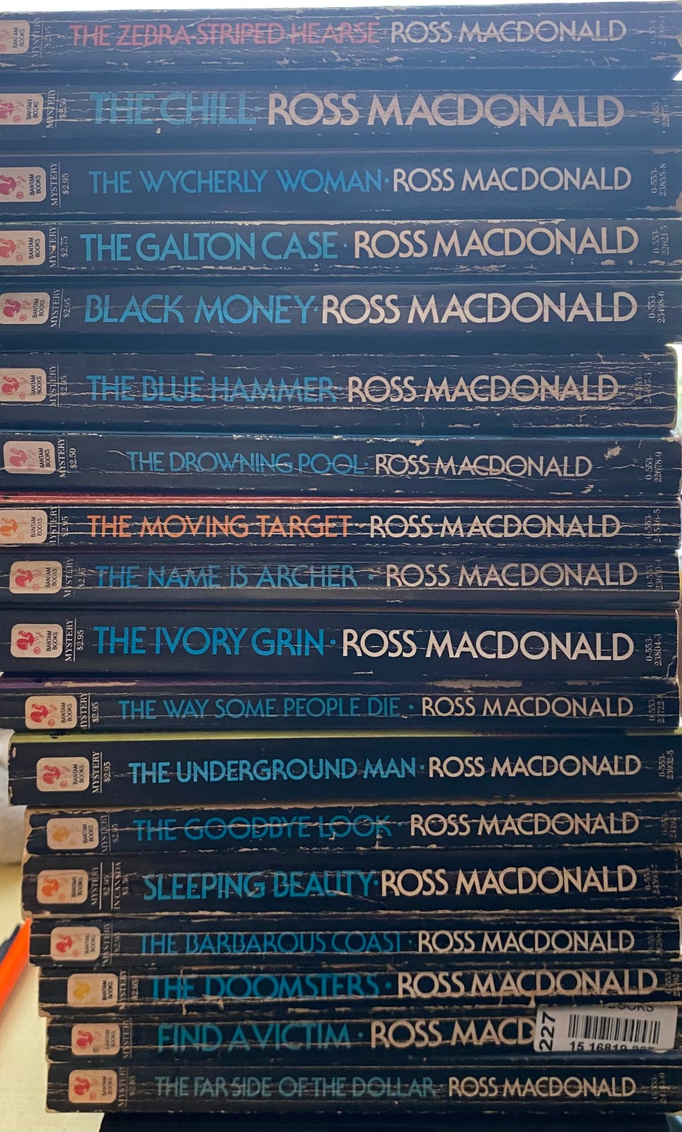 Lew Archer Ross MacDonald PB Novels: ALL 19 IN THE SERIES GOOD Condition ’84 ed