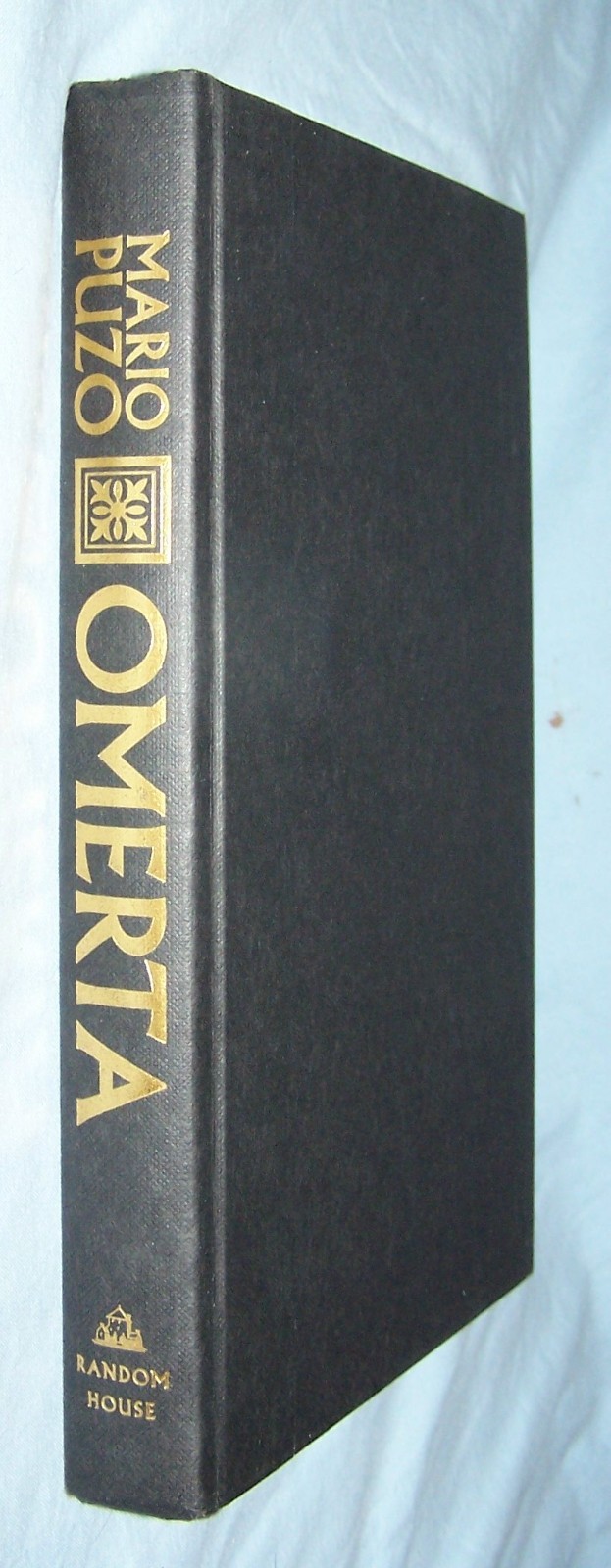 Omerta HB w/unclipped dj-Mario Puzo-2000-1st Edition-317 pages