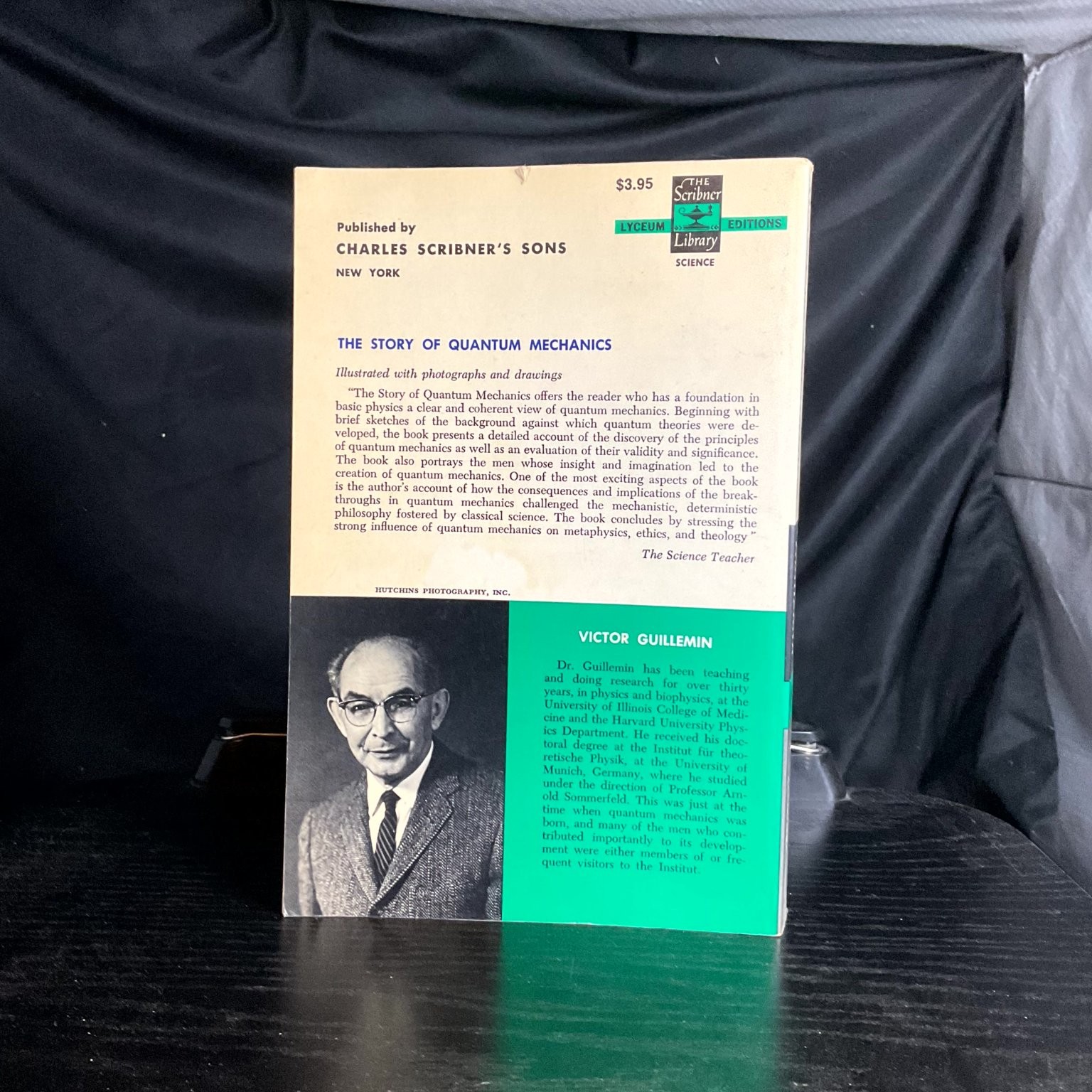 The Story of Quantum Mechanics Victor Guillemin 1968 Physics Illustrated