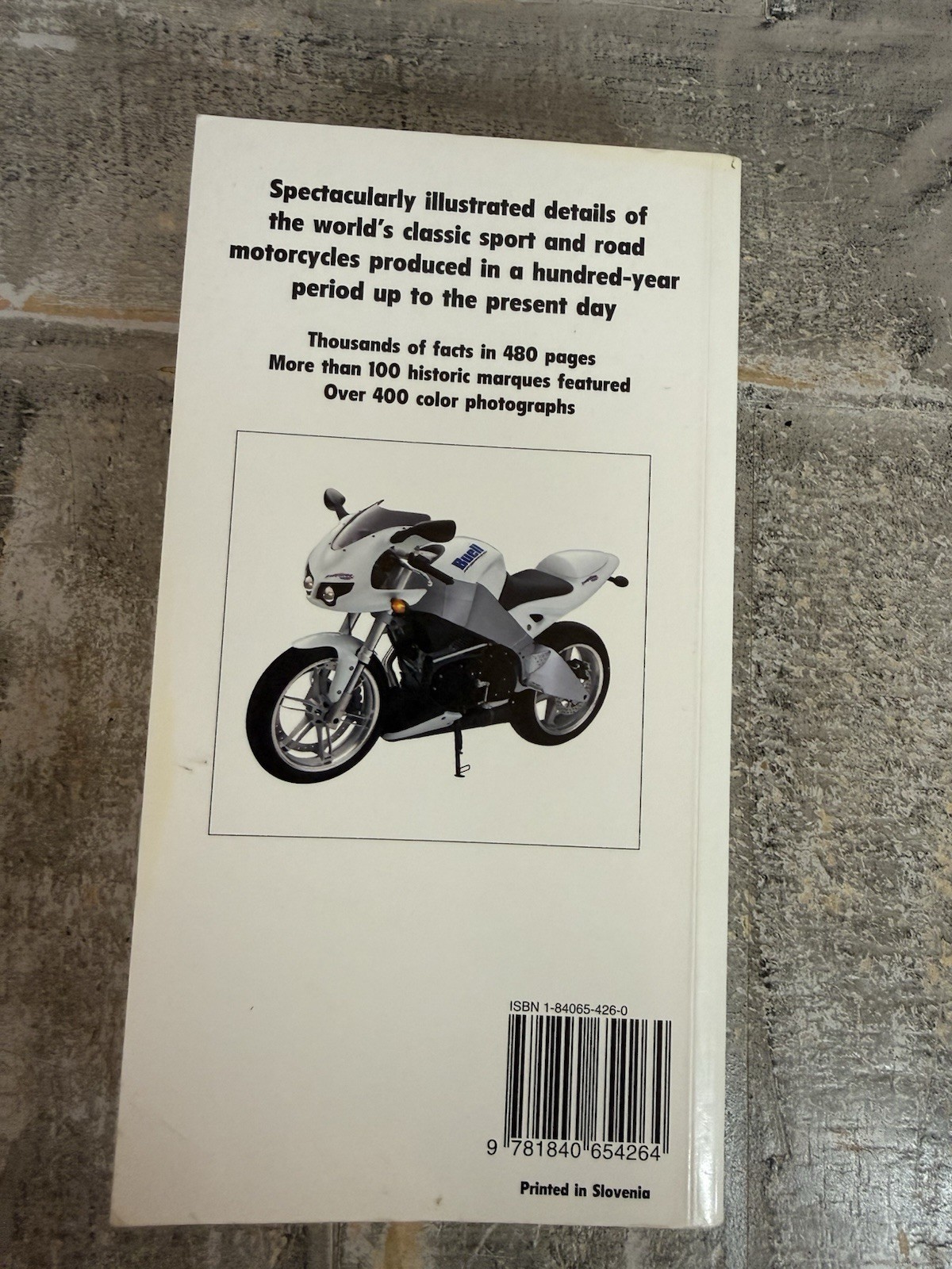 The Illustrated Directory of MOTORCYCLES (Paperback, 480 Colorful Pages, 2002)