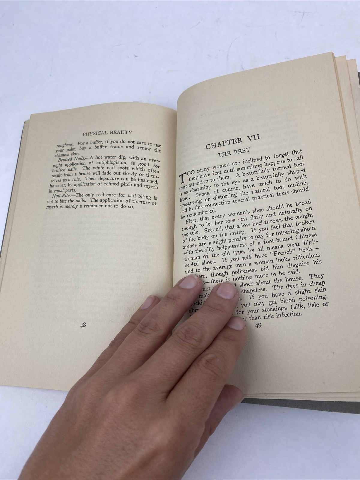 1922, The Woman’s Library: Physical Beauty Florence Courtenay Social Culture USA