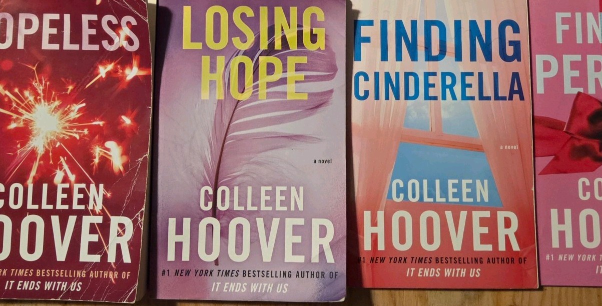 Colleen Hoover Hopeless Series Lot 4 Books Hopeless Losing Hope Finding Perfect
