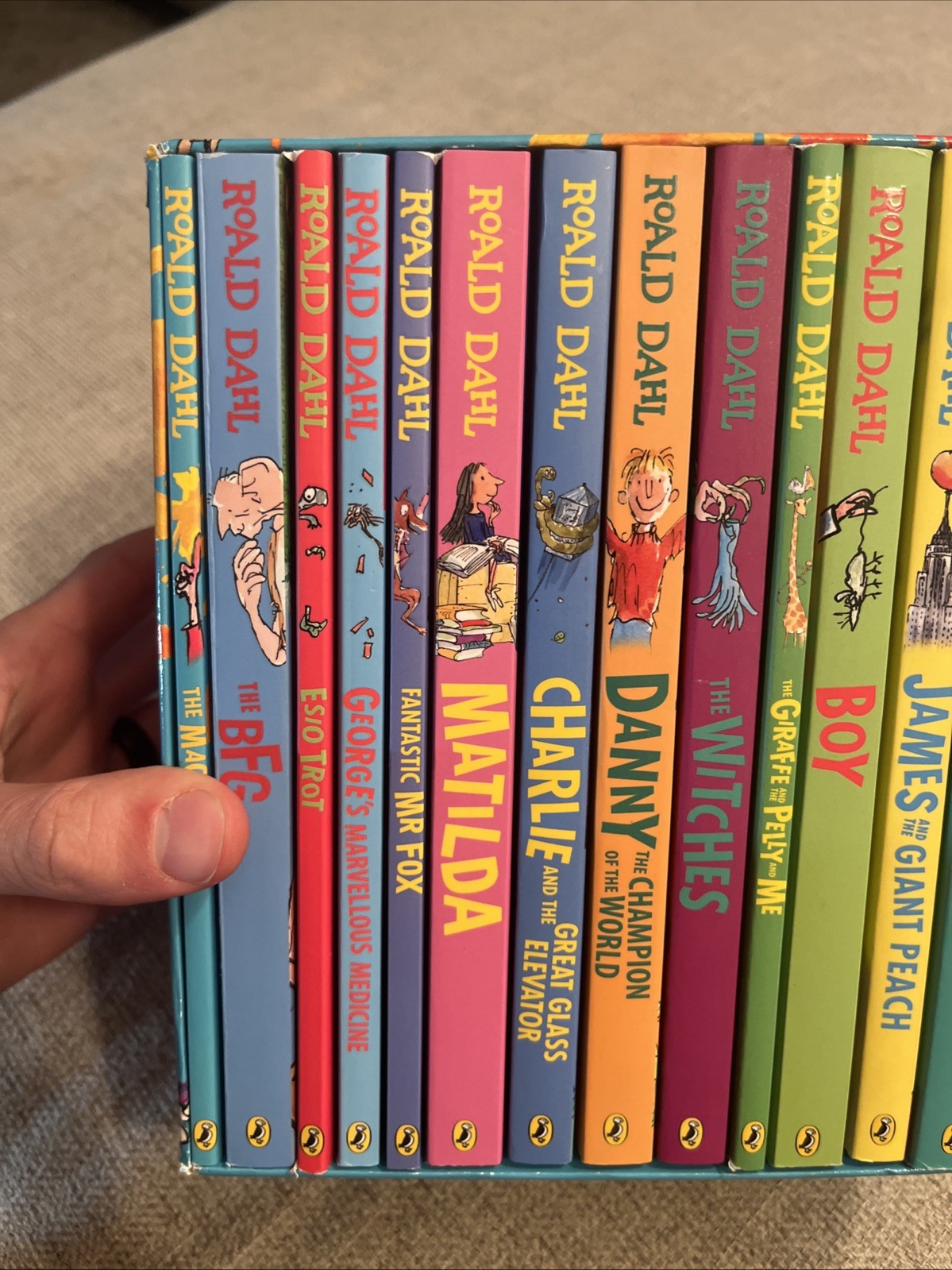Roald Dahl Collection 15 Book Box Set 2022 Pre-Changes Excellent Conditio