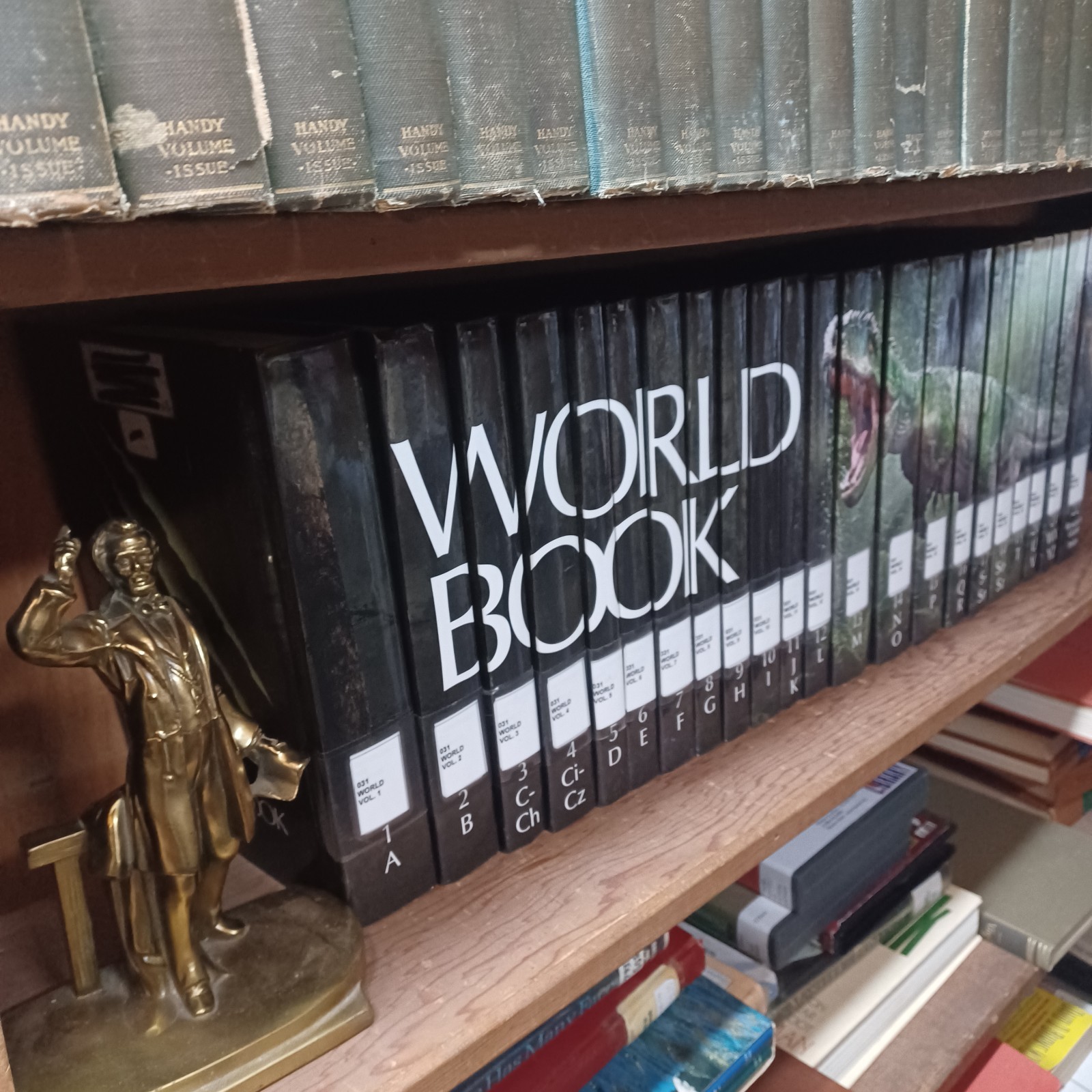 2022 World Book Encyclopedia Complete Full Book Set Ex Library Reference Desk