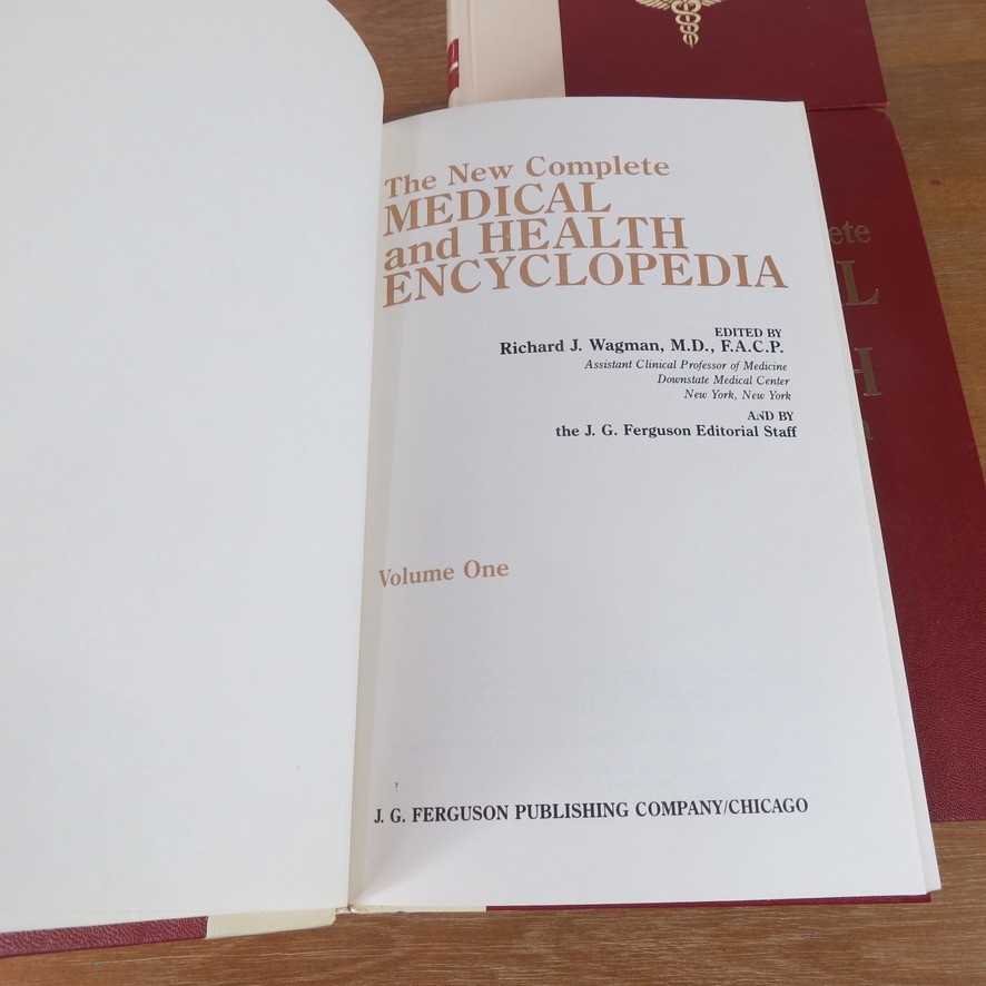The New Complete Medical and Health Encyclopedia 4 Volume Set LCO
