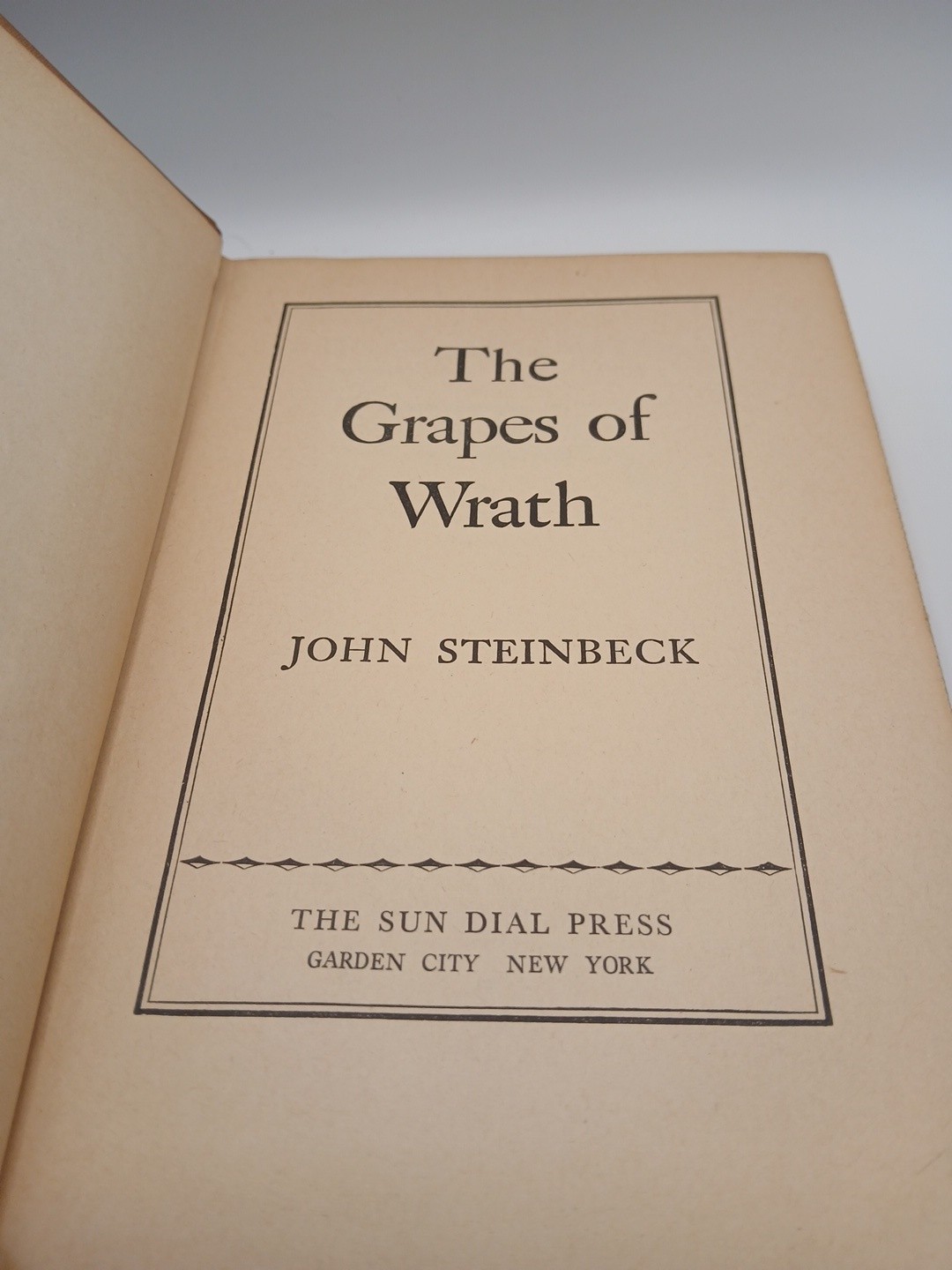 Vintage 1941 “The Grapes of Wrath John Steinbeck” Sundial Press Hardback Book