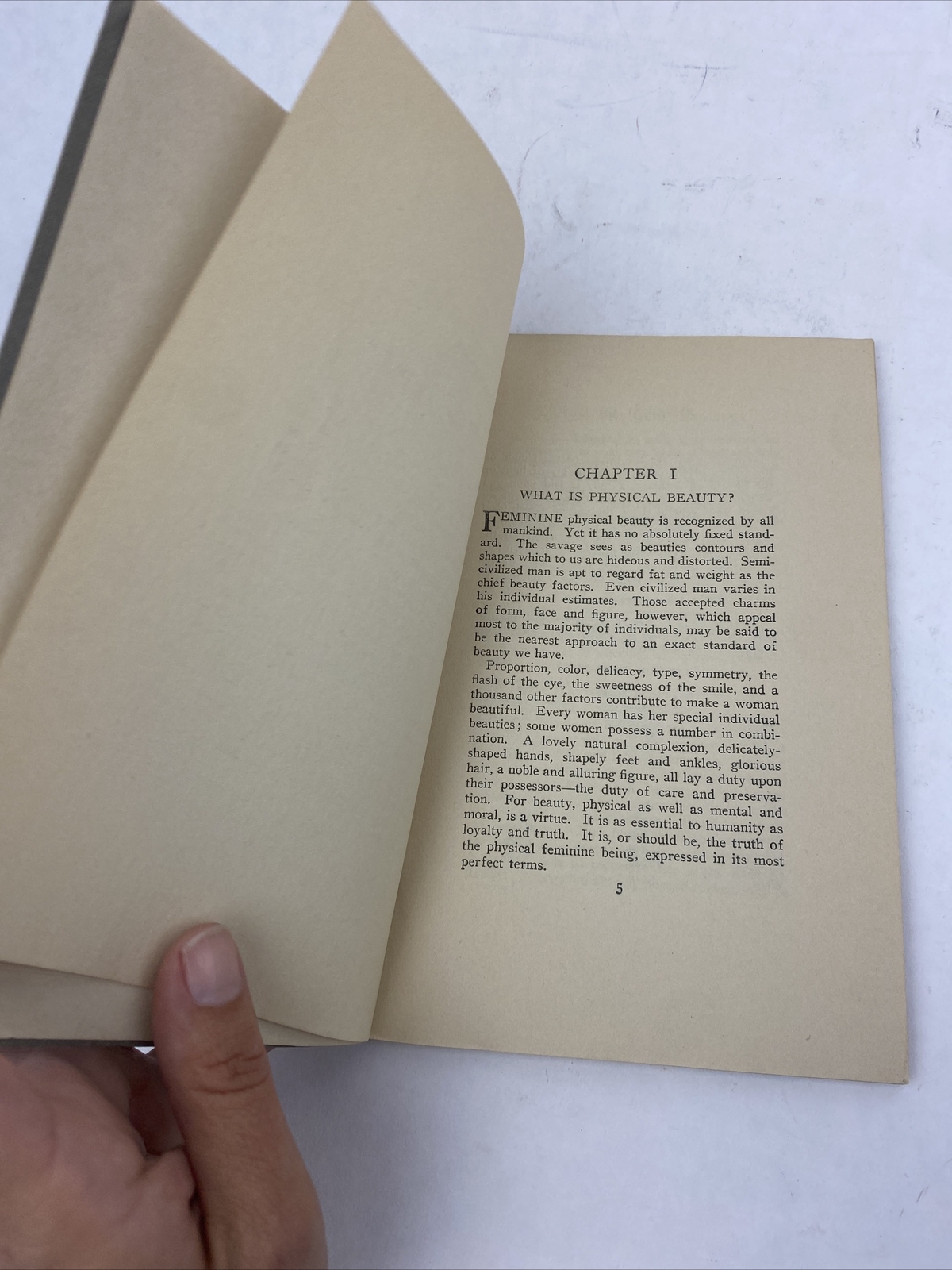 1922, The Woman’s Library: Physical Beauty Florence Courtenay Social Culture USA