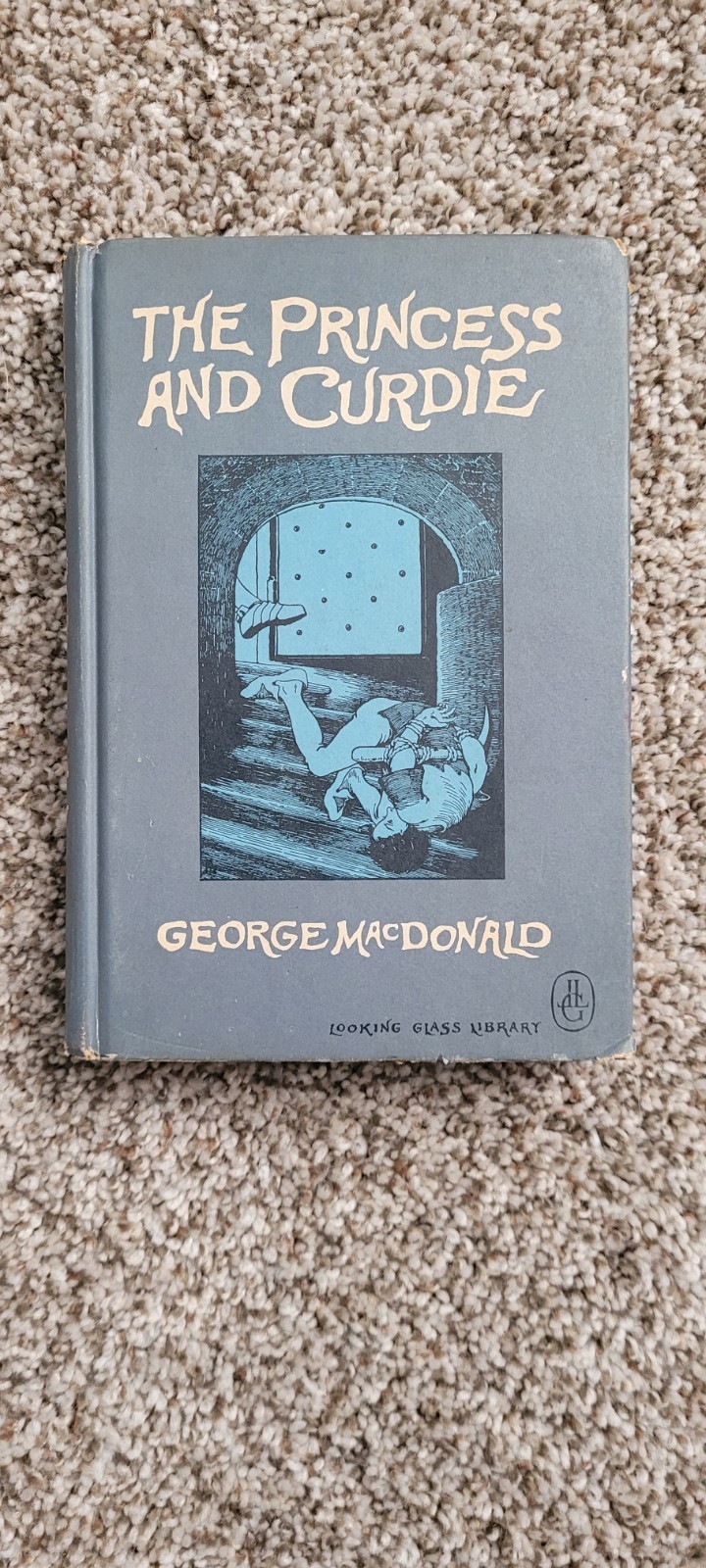 The Princess And Curdie George Macdonald Looking Glass Library