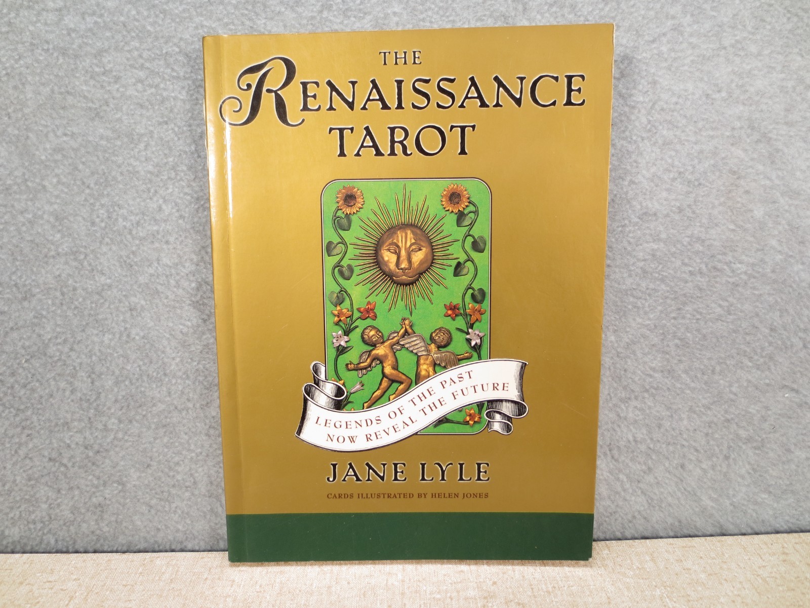The Secret Tarot by Jane Lyle Legends of the Past 192 Pages Trade Paperback
