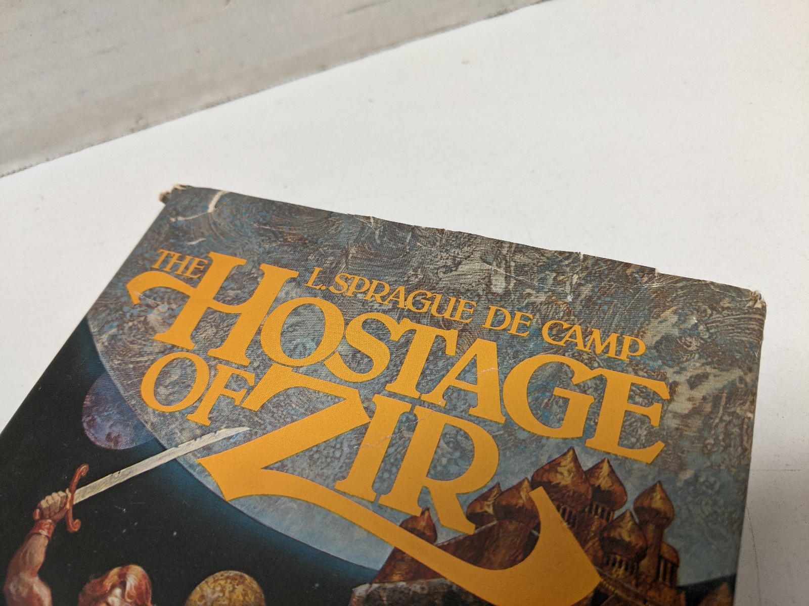 Lot of 2 L. Sprague De Camp Books – Hostage of Zir & Honorable Barbarian, 1st Ed