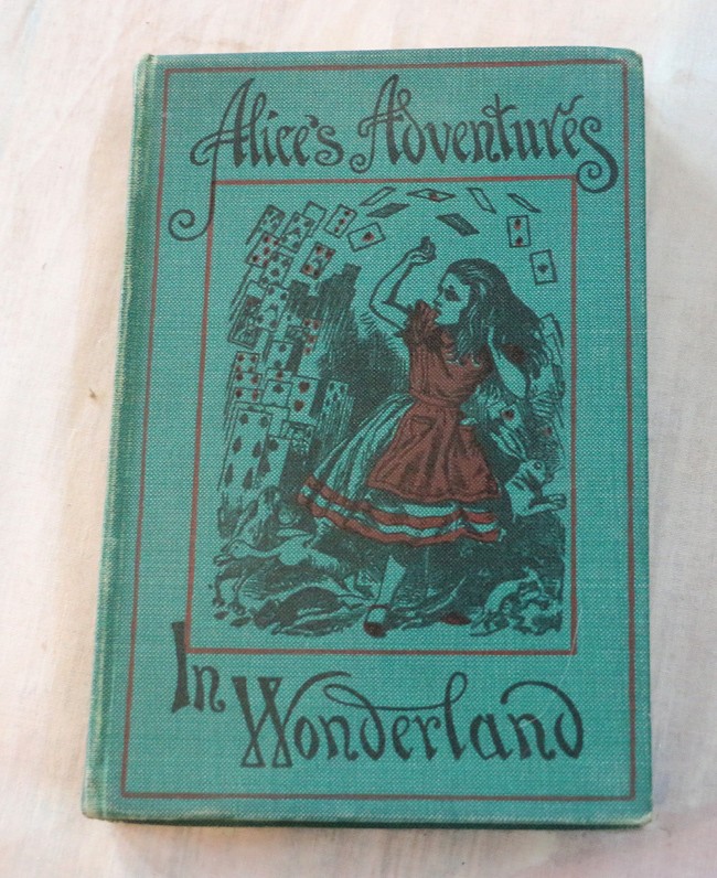 Vintage Alice’s Adventures in Wonderland, Illustrated by John Tenniel, 1953