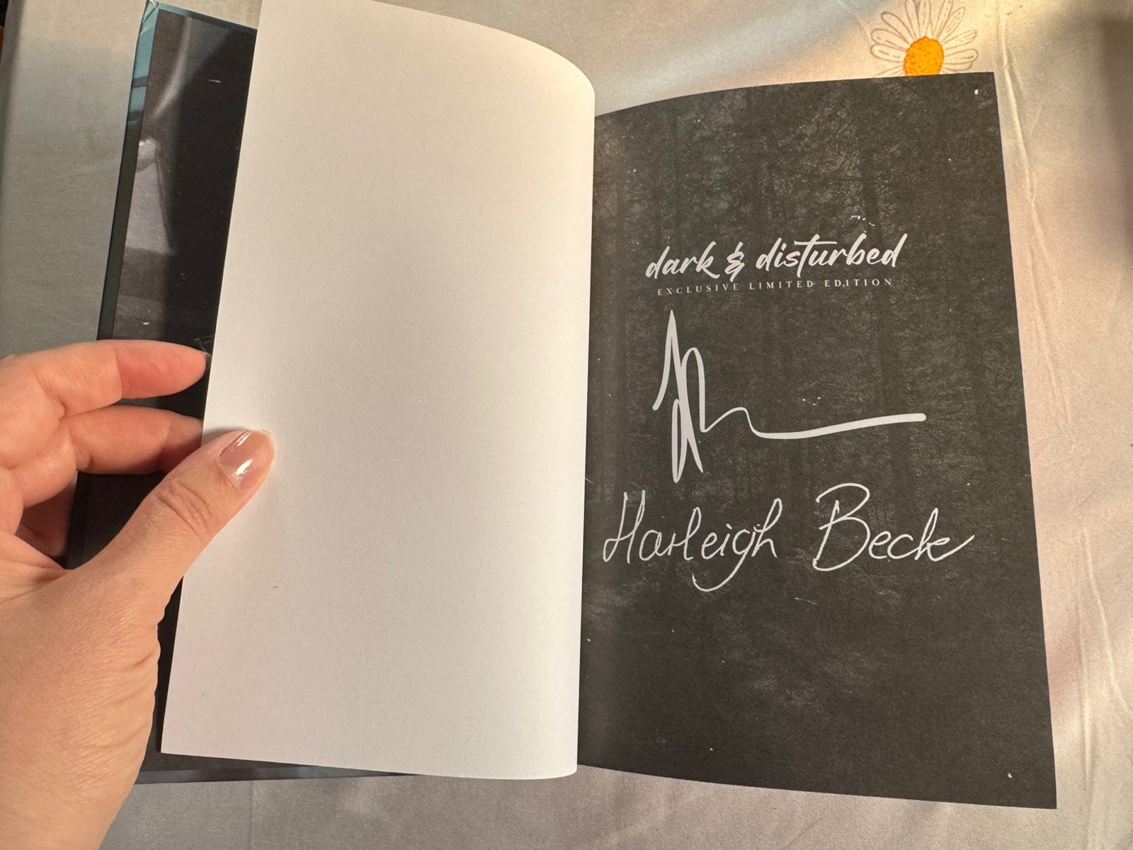 Dark & Disturbed : Chokehold by Leigh Rivers & Harleigh Beck (Special Edition)