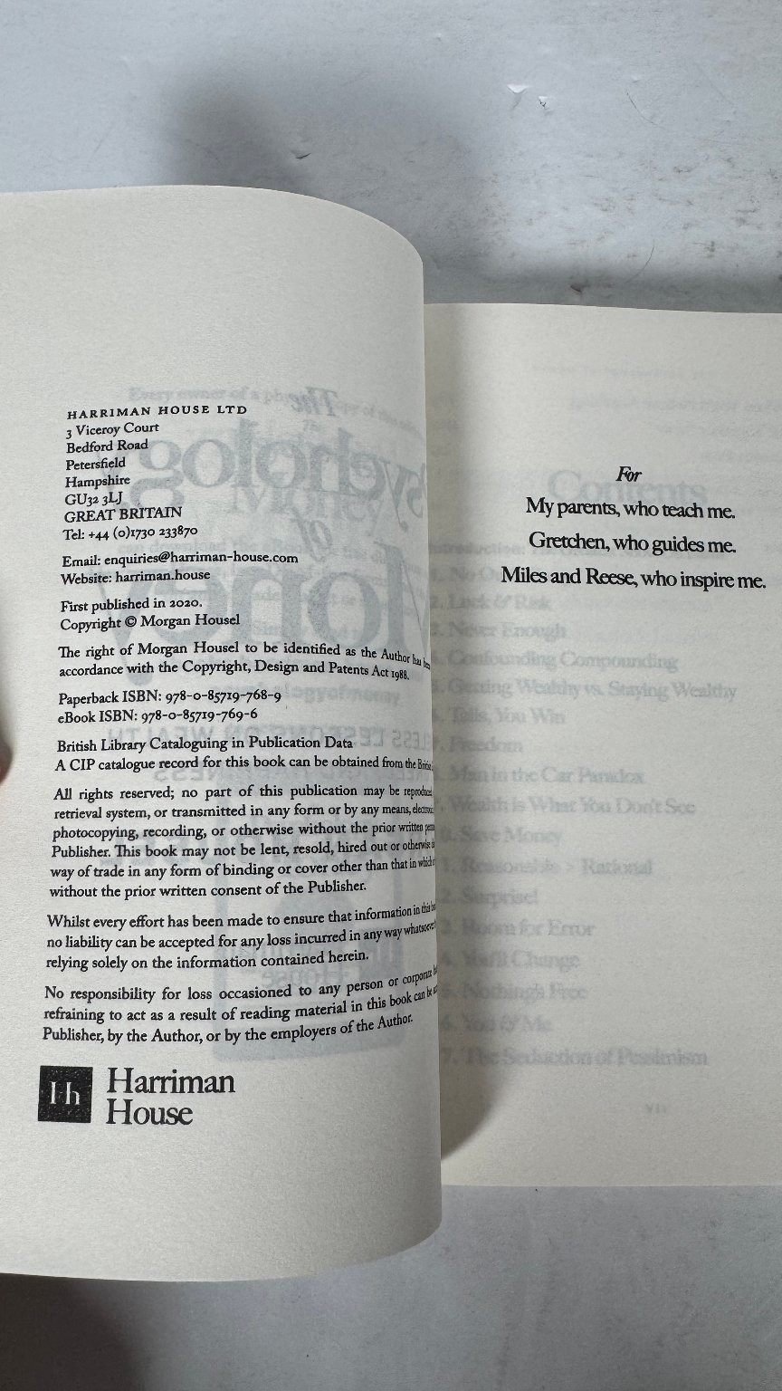 Psychology of Money Morgan Housel 2020 Paperback Finance Investing Harriman