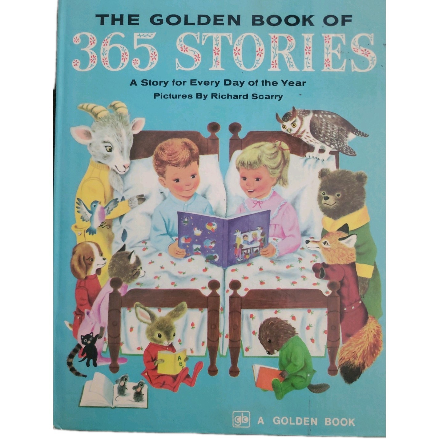 The Golden Book of 365 Stories Pictures by Richard Scarry 1976 (25th Printing)