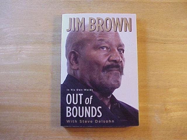 Out of Bounds by Jim Brown (2018, Trade Paperback) / Free Shipping!