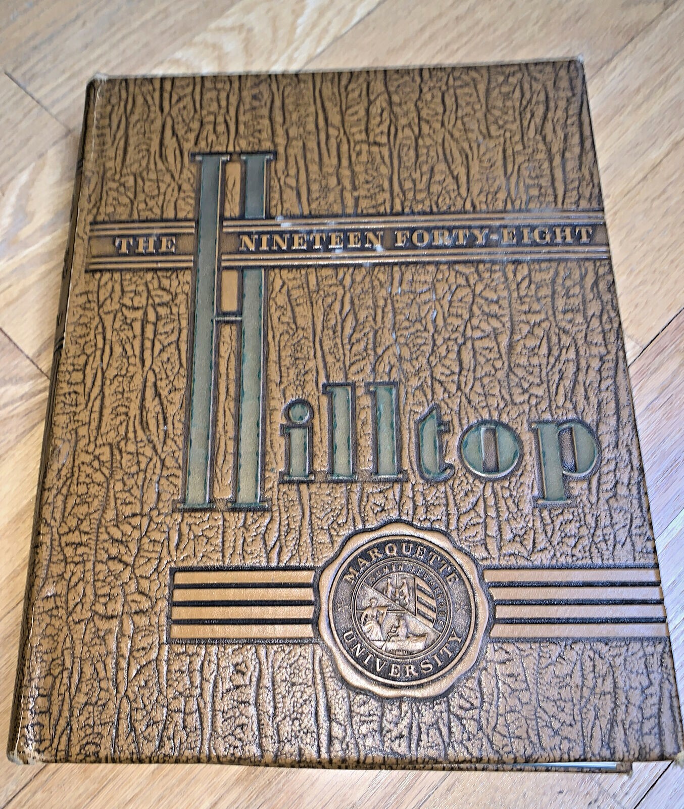 1948 MARQUETTE UNIVERSITY YEARBOOK, THE HILLTOP 336 Pages – No Signatures