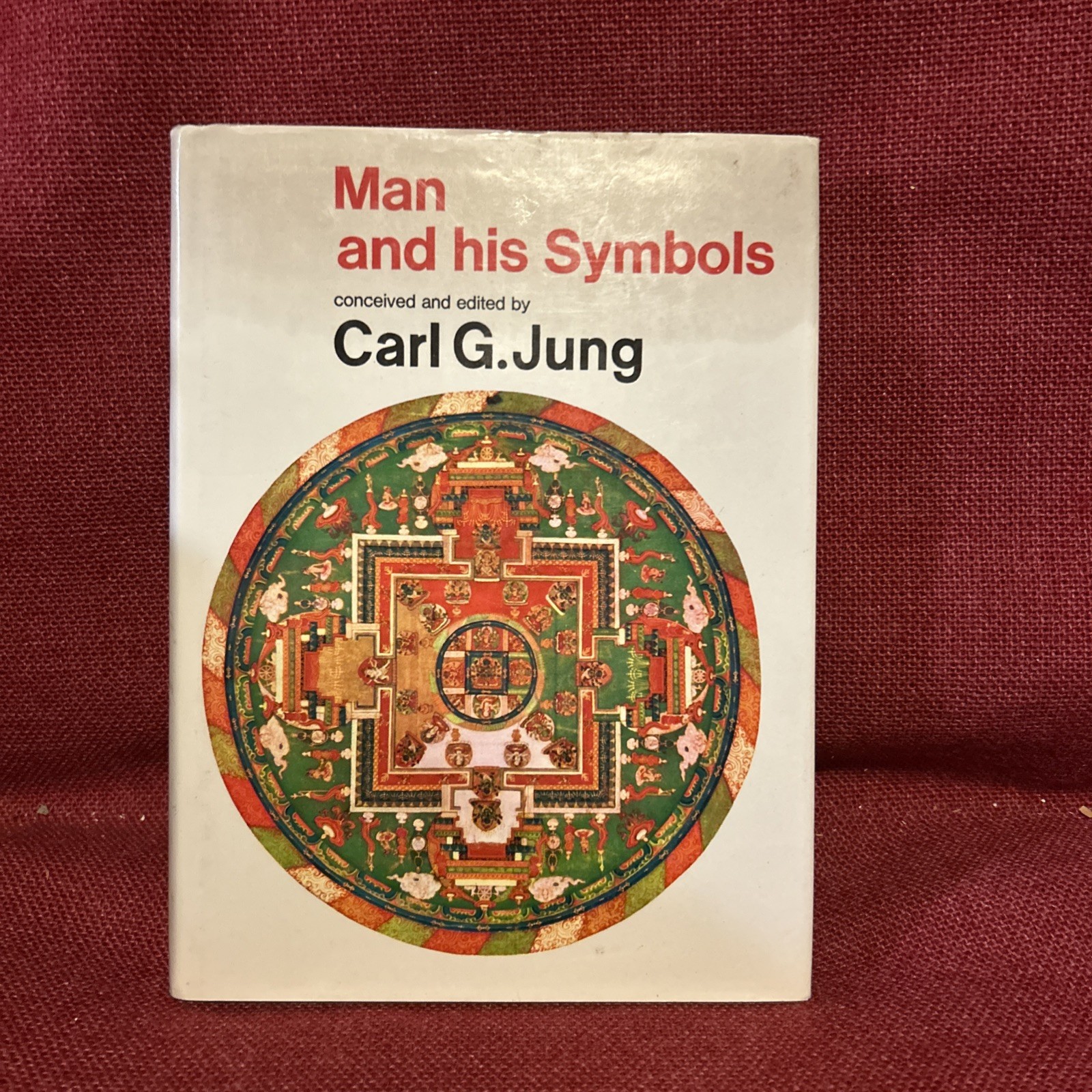 Man and His Symbols Carl G. Jung Hardcover Psychology Psychoanalysis Illustrated