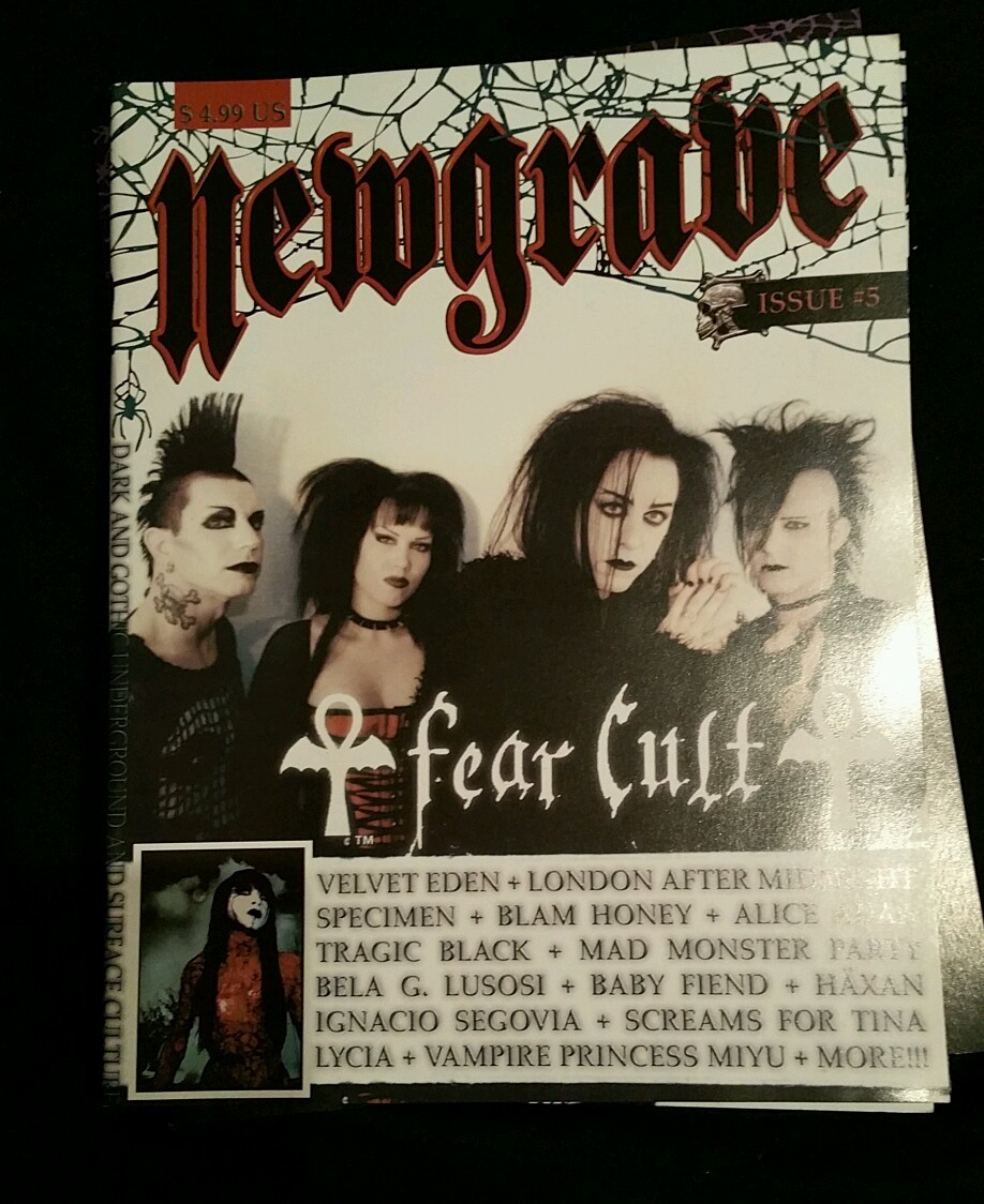 Newgrave 5 Magazines Goth Deathrock LAM Dir en Grey